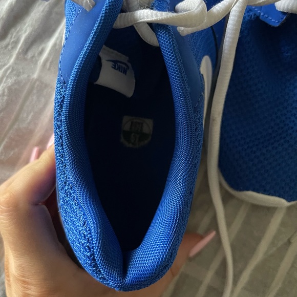 Blue Nikes - Picture 7 of 7